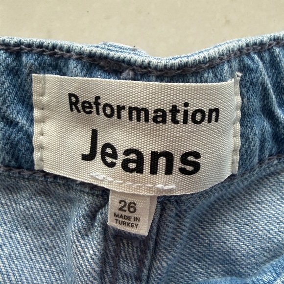 Reformation Eliana Pleated Denim Shorts - Picture 6 of 7